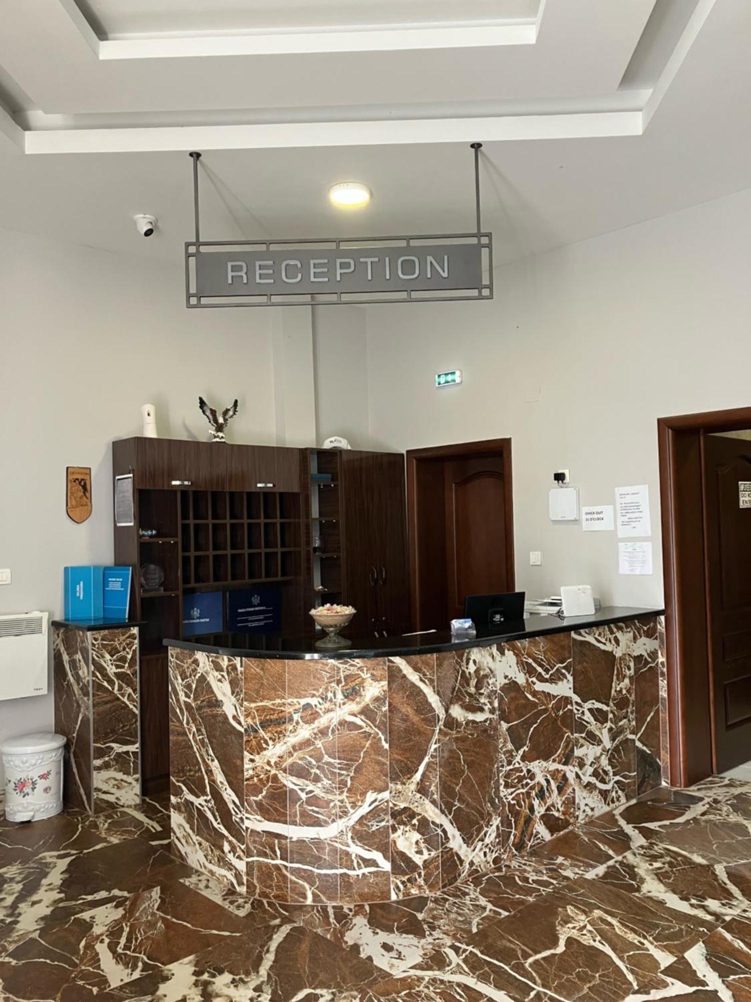 Gusinje Hotel Mountain View Inn المظهر الخارجي الصورة