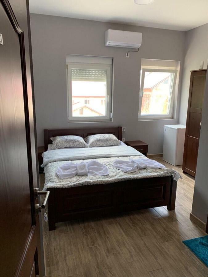 Gusinje Hotel Mountain View Inn المظهر الخارجي الصورة
